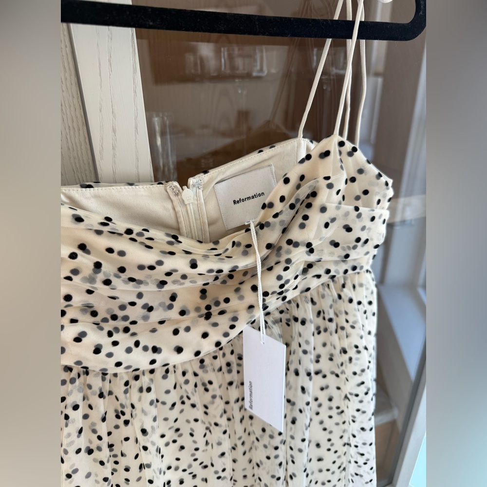 NWT REFORMATION DRESS - Picture 3 of 7